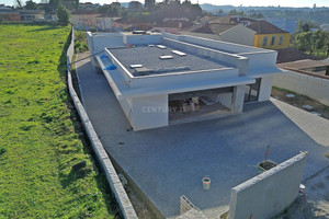 Dom na sprzedaż 282m2 Porto Gondomar - zdjęcie 1