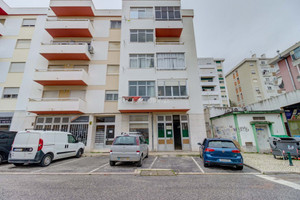 Komercyjne na sprzedaż 125m2 Dystrykt Lizboński Loures - zdjęcie 1