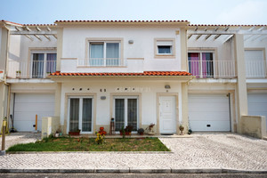 Dom na sprzedaż 144m2 Leiria Caldas da Rainha - zdjęcie 1