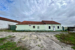 Dom na sprzedaż 60m2 Leiria Caldas da Rainha - zdjęcie 1