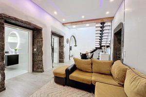 Dom na sprzedaż 167m2 Azory Ribeira Grande - zdjęcie 1