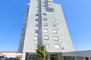 Mieszkanie na sprzedaż 100m2 Aveiro Sao Joao da Madeira - zdjęcie 1