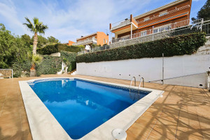 Dom na sprzedaż 283m2 Katalonia Tarragona - zdjęcie 1