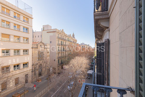Mieszkanie na sprzedaż 105m2 Katalonia Barcelona - zdjęcie 1