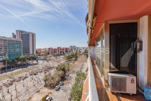 Mieszkanie na sprzedaż 175m2 Katalonia Barcelona - zdjęcie 3