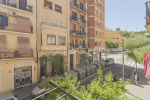 Mieszkanie na sprzedaż 55m2 Katalonia Barcelona - zdjęcie 2