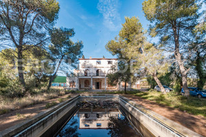 Dom na sprzedaż 1600m2 Katalonia Barcelona - zdjęcie 1