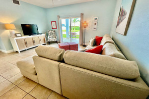 Mieszkanie na sprzedaż 127m2 QP4C+9FV, Bailey Town, The Bahamas - zdjęcie 3