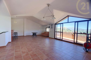 Dom na sprzedaż 310m2 Andaluzja Malaga - zdjęcie 3
