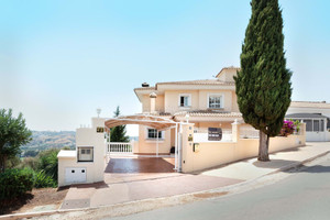 Dom na sprzedaż 388m2 Andaluzja Malaga - zdjęcie 2