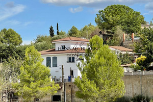 Dom na sprzedaż 315m2 Katalonia Barcelona - zdjęcie 3
