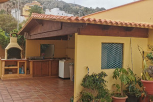 Dom na sprzedaż 261m2 Wyspy Kanaryjskie Las Palmas de Gran Canaria - zdjęcie 1