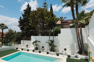 Dom na sprzedaż 396m2 Andaluzja Malaga - zdjęcie 1