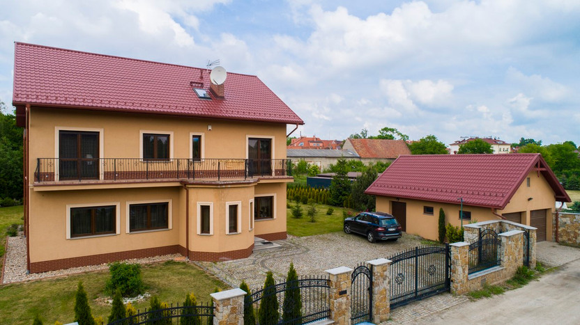 Dom na sprzedaż, Strzegom, 350 m² | Morizon.pl | 8588